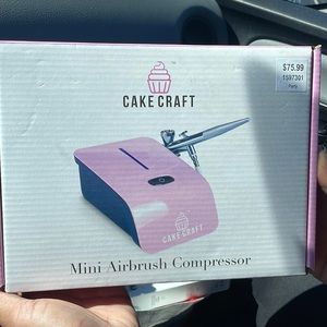Cake decorating tool. Brand new airbrush kit